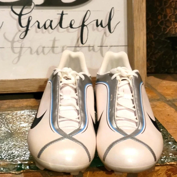 Nike Womens First2 Team FG Soccer Cleats Wmns 8.5 #316015 141 - Picture 2 of 7